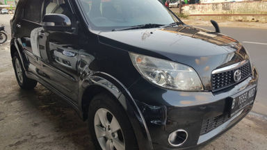 2014 Toyota Rush G - Manual Hitam | Cash & Credit | Garansi Mesin (s-2) 2014 Toyota Rush G - Manual Hitam | Cash & Credit | Garansi Mesin (s-2)