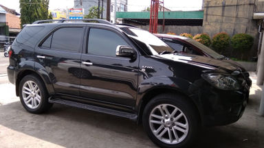 2005 Toyota Fortuner G Luxury - Antik Mulus Terawat (s-5) 2005 Toyota Fortuner G Luxury - Antik Mulus Terawat (s-5)