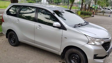 2015 Toyota Avanza E - New Model (s-5) 2015 Toyota Avanza E - New Model (s-5)