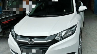 2016 Honda HR-V E - Terawat Siap Pakai (s-0) 2016 Honda HR-V E - Terawat Siap Pakai (s-0)