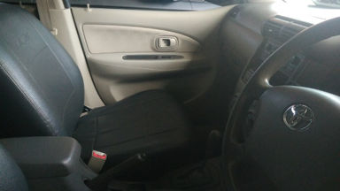 2010 Toyota Avanza G AT - Kondisi Mulus Terawat (s-2) 2010 Toyota Avanza G AT - Kondisi Mulus Terawat (s-2)