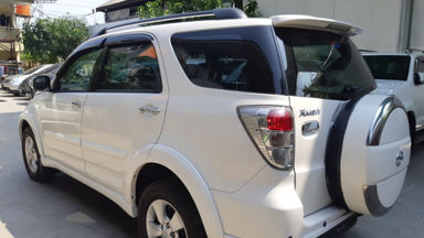 2013 Toyota Rush S - Kondisi Istimewa (s-3) 2013 Toyota Rush S - Kondisi Istimewa (s-3)