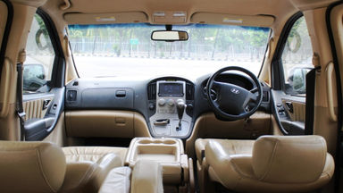 2011 Hyundai H-1 elegance - Mobil Sangat Siap Pakai Harga TERJANGKAU (s-6) 2011 Hyundai H-1 elegance - Mobil Sangat Siap Pakai Harga TERJANGKAU (s-6)