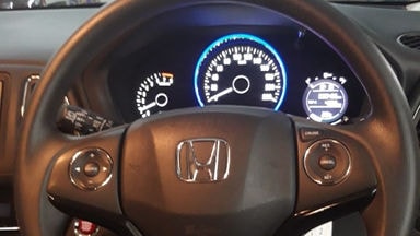 2016 Honda HR-V E CVT Automatic - Km Rendah Seperti Baru (s-6) 2016 Honda HR-V E CVT Automatic - Km Rendah Seperti Baru (s-6)