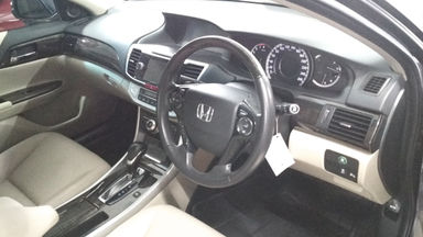 2013 Honda Accord VTIL 2.4 - Low Kilometer (s-4) 2013 Honda Accord VTIL 2.4 - Low Kilometer (s-4)