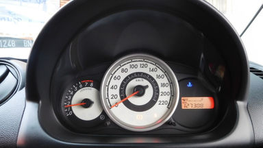 2012 Mazda 2 HB S 1.5 - Bekas Berkualitas (s-11) 2012 Mazda 2 HB S 1.5 - Bekas Berkualitas (s-11)
