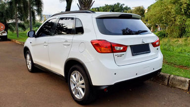 2014 Mitsubishi Outlander PX - Mobil Pilihan (s-3) 2014 Mitsubishi Outlander PX - Mobil Pilihan (s-3)