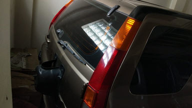 2004 Honda CR-V 2.4 MT - Kondisi Mulus Terawat (s-3) 2004 Honda CR-V 2.4 MT - Kondisi Mulus Terawat (s-3)