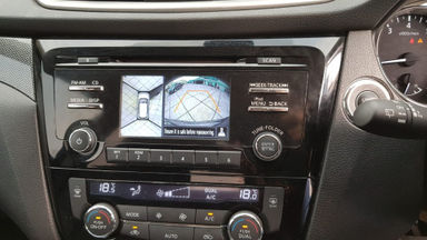 2014 Nissan X-Trail 2.5 - Surat Lengkap (s-8) 2014 Nissan X-Trail 2.5 - Surat Lengkap (s-8)