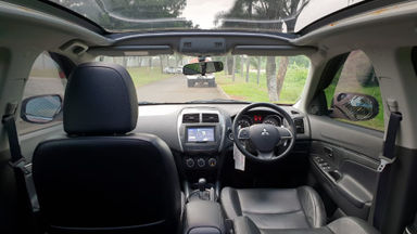2016 Mitsubishi Outlander PX - Low KM Mulus terawat (s-5) 2016 Mitsubishi Outlander PX - Low KM Mulus terawat (s-5)