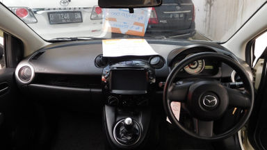 2012 Mazda 2 HB S 1.5 - Bekas Berkualitas (s-4) 2012 Mazda 2 HB S 1.5 - Bekas Berkualitas (s-4)