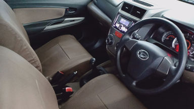 2017 Daihatsu Xenia R Std - Km rendah, seperti mobil baru (s-3) 2017 Daihatsu Xenia R Std - Km rendah, seperti mobil baru (s-3)