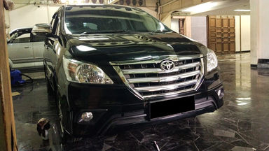 2014 Toyota Kijang Innova V - Mobil Pilihan (s-1) 2014 Toyota Kijang Innova V - Mobil Pilihan (s-1)