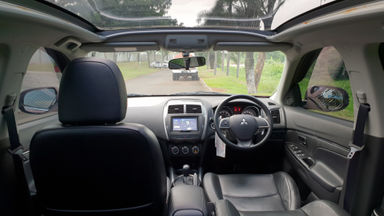 2016 Mitsubishi Outlander PX - Pemakaian 2017 - Pajak Jan 2020 Panjang - KM 13RB record (s-6) 2016 Mitsubishi Outlander PX - Pemakaian 2017 - Pajak Jan 2020 Panjang - KM 13RB record (s-6)
