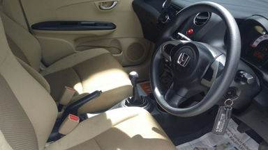 2016 Honda Brio E Satya - Unit Siap Pakai (s-6) 2016 Honda Brio E Satya - Unit Siap Pakai (s-6)
