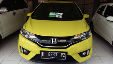 2016 Honda Jazz RS - Body Mulus (s-0) 2016 Honda Jazz RS - Body Mulus (s-0)