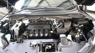 2015 Honda HR-V e cvt - Istimewa Sangat Istimewa (s-4) 2015 Honda HR-V e cvt - Istimewa Sangat Istimewa (s-4)