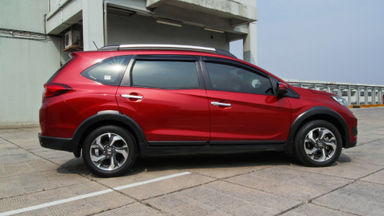 2016 Honda BR-V E CVT - Mobil Pilihan (s-5) 2016 Honda BR-V E CVT - Mobil Pilihan (s-5)