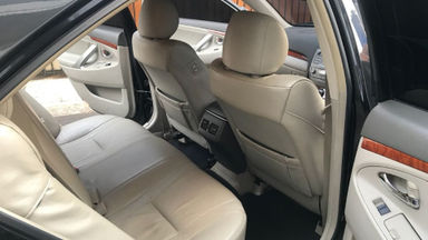 2006 Toyota Camry 2.4 V - Tangan 1 dari Baru (s-6) 2006 Toyota Camry 2.4 V - Tangan 1 dari Baru (s-6)