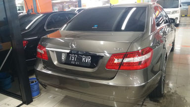 2010 Mercedes Benz E-Class e250 - Barang Mulus dan Harga Istimewa (s-5) 2010 Mercedes Benz E-Class e250 - Barang Mulus dan Harga Istimewa (s-5)