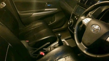 2015 Toyota Avanza 1.5 Veloz - Barang kayak baru cat Ori smua kilometer asli (s-2) 2015 Toyota Avanza 1.5 Veloz - Barang kayak baru cat Ori smua kilometer asli (s-2)