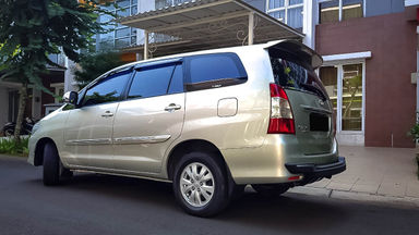 2013 Toyota Kijang Innova G - Mobil Pilihan (s-2) 2013 Toyota Kijang Innova G - Mobil Pilihan (s-2)