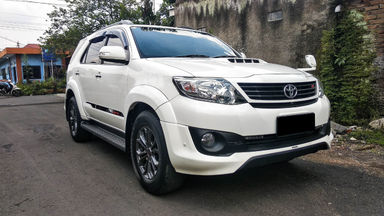 2014 Toyota Fortuner G VNTturbo - Mobil Pilihan (s-1) 2014 Toyota Fortuner G VNTturbo - Mobil Pilihan (s-1)