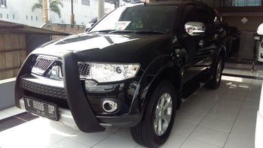 2012 Mitsubishi Pajero Sport Dakar - Barang Mulus (s-2) 2012 Mitsubishi Pajero Sport Dakar - Barang Mulus (s-2)