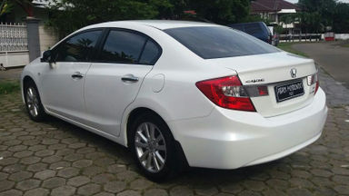 2013 Honda Civic 1.8 - Kondisi Mulus (s-5) 2013 Honda Civic 1.8 - Kondisi Mulus (s-5)