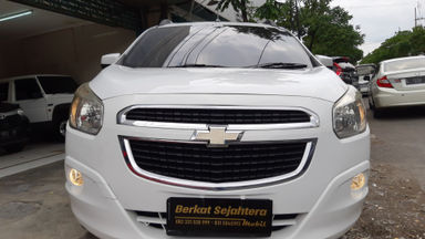 2013 Chevrolet Spin LTZ - Istimewa Terawat Siap Pakai km rendah (s-0) 2013 Chevrolet Spin LTZ - Istimewa Terawat Siap Pakai km rendah (s-0)