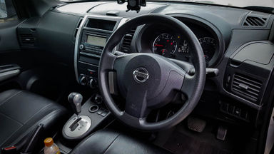 2013 Nissan X-Trail 2.5 AT - Mobil Pilihan (s-4) 2013 Nissan X-Trail 2.5 AT - Mobil Pilihan (s-4)