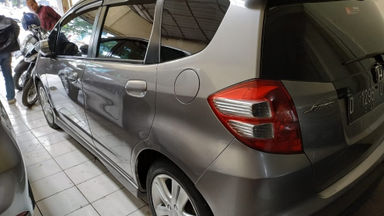 2014 Honda Jazz RS CVT - Istimewa Siap Pakai (s-5) 2014 Honda Jazz RS CVT - Istimewa Siap Pakai (s-5)