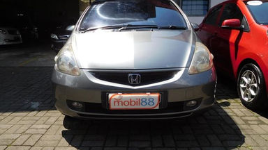 2006 Honda Jazz IDSI 1.5 MT - Bekas Berkualitas (s-1) 2006 Honda Jazz IDSI 1.5 MT - Bekas Berkualitas (s-1)