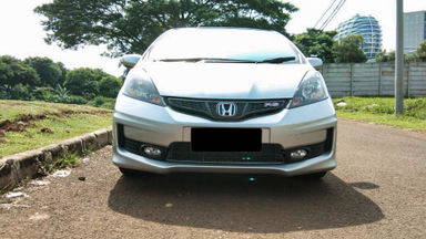 2013 Honda Jazz RS - Mobil Pilihan (s-3) 2013 Honda Jazz RS - Mobil Pilihan (s-3)