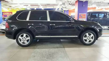 2005 Porsche Cayenne 3.2L - Kondisi Terawat (s-2) 2005 Porsche Cayenne 3.2L - Kondisi Terawat (s-2)