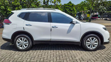 2014 Nissan X-Trail 2.0 - Mobil Pilihan (s-1) 2014 Nissan X-Trail 2.0 - Mobil Pilihan (s-1)