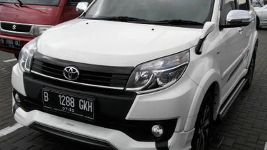 2015 Toyota Rush s - putih (s-0) 2015 Toyota Rush s - putih (s-0)