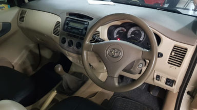 2008 Toyota Kijang Innova G Diesel Manual - Barang Bagus Siap Pakai (s-1) 2008 Toyota Kijang Innova G Diesel Manual - Barang Bagus Siap Pakai (s-1)