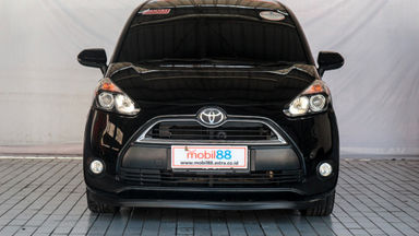2016 Toyota Sienta V - Favorit Dan Istimewa (s-0) 2016 Toyota Sienta V - Favorit Dan Istimewa (s-0)