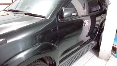2011 Toyota Fortuner G - Unit Siap Pakai (s-2) 2011 Toyota Fortuner G - Unit Siap Pakai (s-2)