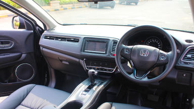 2017 Honda HR-V E cvt at - barang bagus, siap tukar tambah (s-7) 2017 Honda HR-V E cvt at - barang bagus, siap tukar tambah (s-7)