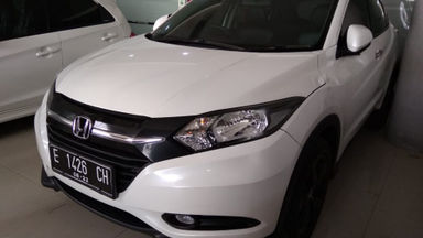 2016 Honda HR-V E 1.5 AT - Istimewa Seperti Baru KM Rendah (s-0) 2016 Honda HR-V E 1.5 AT - Istimewa Seperti Baru KM Rendah (s-0)