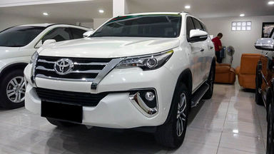2016 Toyota Fortuner VRZ - Mobil Pilihan 2016 Toyota Fortuner VRZ - Mobil Pilihan