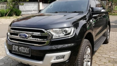 2015 Ford Everest Trendy - Kondisi Mulus 2015 Ford Everest Trendy - Kondisi Mulus