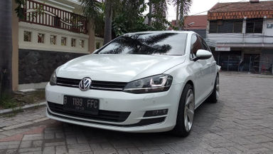 2013 Volkswagen Golf MK 7 CBU Automatic - Sangat Terawat dan Bagus Pasti Puas (s-0) 2013 Volkswagen Golf MK 7 CBU Automatic - Sangat Terawat dan Bagus Pasti Puas (s-0)