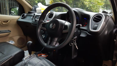 2015 Honda Mobilio E - Kondisi mantap siap pakai (s-4) 2015 Honda Mobilio E - Kondisi mantap siap pakai (s-4)