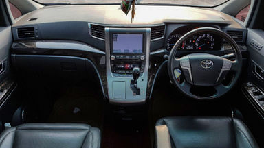 2013 Toyota Vellfire ZG - Mobil Pilihan (s-6) 2013 Toyota Vellfire ZG - Mobil Pilihan (s-6)