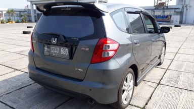 2011 Honda Jazz RS 1.5 AT - Kondisi Mulus Terawat (s-10) 2011 Honda Jazz RS 1.5 AT - Kondisi Mulus Terawat (s-10)