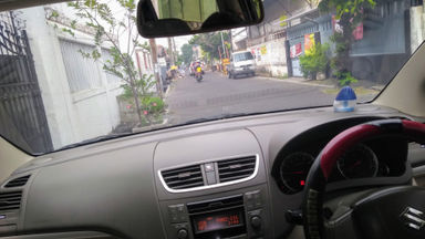 2016 Suzuki Ertiga GL - NEGO istimewah, siap pakai (s-5) 2016 Suzuki Ertiga GL - NEGO istimewah, siap pakai (s-5)