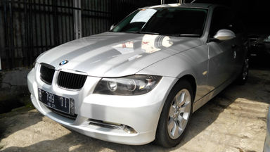 2005 BMW 3 Series 320i - Kondisi Istimewa (s-0) 2005 BMW 3 Series 320i - Kondisi Istimewa (s-0)